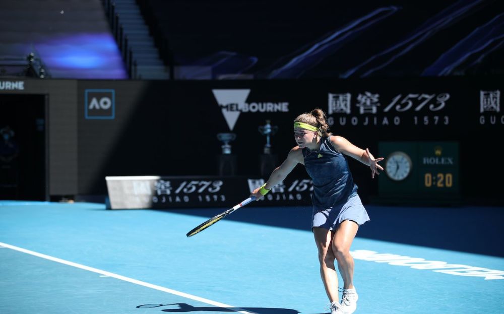 初迈凯伦在 初迈凯伦在