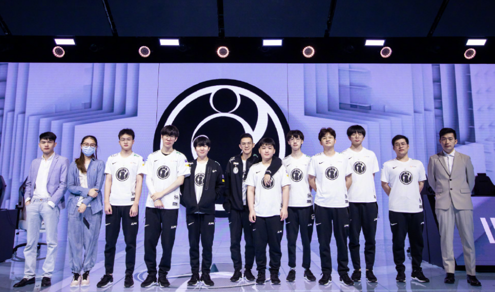 不仅巩固了 不仅巩固了